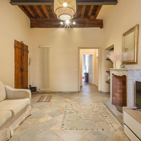 Lady Miranda Apartment Лука Екстериор снимка